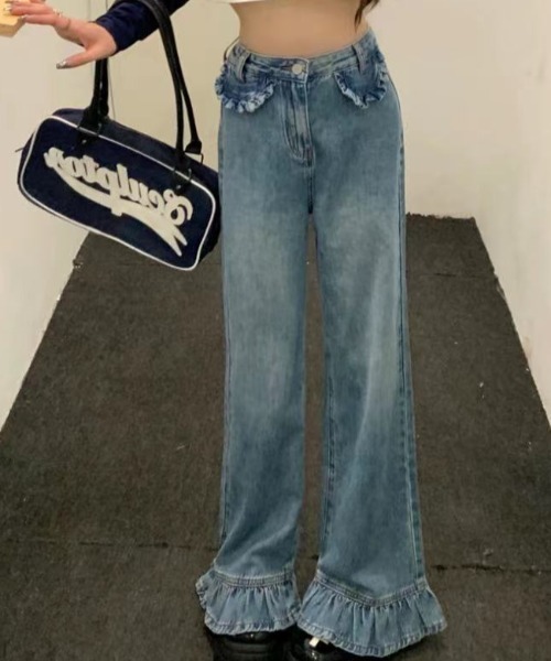 Mejoul（メジュール）の「【美脚シルエット】フリルフレア デニムパンツ（デニムパンツ・レディース・ブルー・M/L）」の6枚目の写真