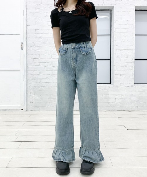 Mejoul（メジュール）の「【美脚シルエット】フリルフレア デニムパンツ（デニムパンツ・レディース・ブルー・M/L）」の15枚目の写真