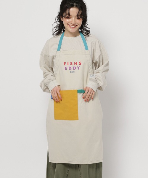 Fishs Eddy(フィッシュエディ)の「【Fishs Eddy(フィッシュエディ)】刺繍エプロン(エプロン・レディース・アイボリー/ピンク・FREE)」の2枚目の写真