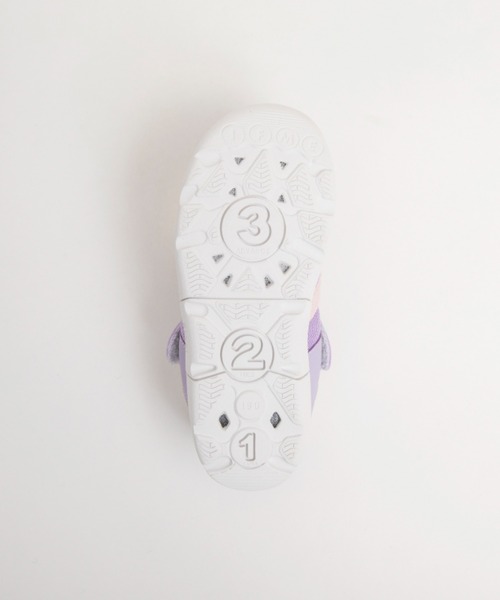 IFME（イフミー）の「【ifmeCALIN/イフミ―カラン】コラボ　ウォーターシューズ（サンダル・キッズ・ラベンダー/イエロー・16.0cm/17.0cm/20.0cm/14.5cm/14.0cm/15.0cm/19.0cm/18.0cm/21.0cm）」の5枚目の写真