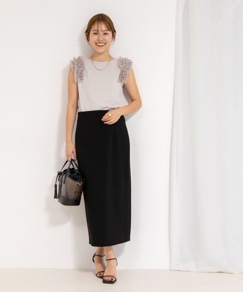 NOLLEY’S（ノーリーズ）の「【PR阿部☆別注】《手洗い可能》肩フリルノースリーブプルオーバーニット（ニット/セーター・レディース・ブラック/オフホワイト/グレイッシュベージュ・38）」の20枚目の写真