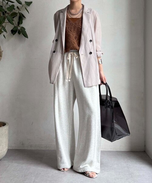 DouDou（ドゥドゥ）の「強撚シアーダブルジャケット（テーラードジャケット・レディース・ベージュ/ネイビー/ブラック・FREE）」の19枚目の写真