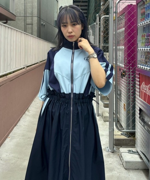 Candy Stripper(キャンディストリッパー)の「CND TRACK JERSEY ドレス(ワンピース・レディース・ブラック/ダークブラウン/ライトブルー・FREE)」の16枚目の写真