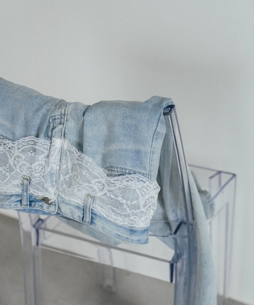 duei（デュイ）の「レースデザインデニムパンツ（デニムパンツ・レディース・ブルー・FREE）」の3枚目の写真