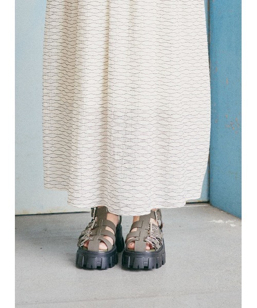 COEL(コエル)の「ベルトグルカサンダル(サンダル・レディース・ホワイト/ブラック/カーキ・35/37/39)」の3枚目の写真