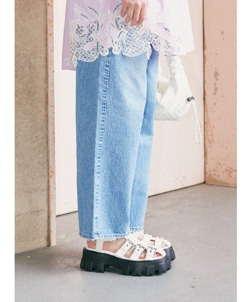 COEL(コエル)の「ベルトグルカサンダル(サンダル・レディース・ホワイト/ブラック/カーキ・35/37/39)」の11枚目の写真