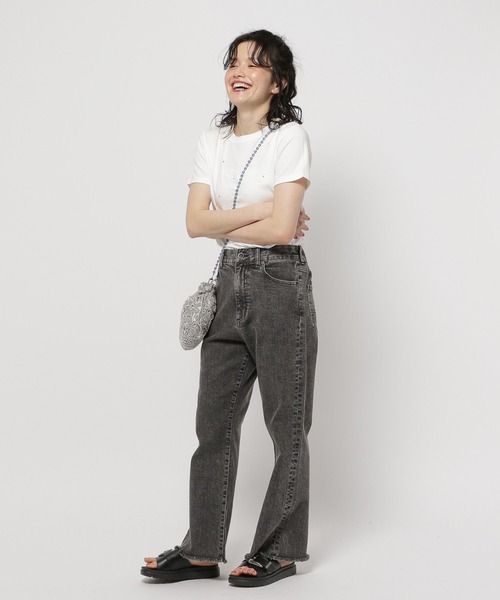 niko and...(ニコアンド)の「セルフカットセミフレアパンツ(その他パンツ・レディース・サックスブルー/チャコール・MEDIUM/LARGE)」の4枚目の写真