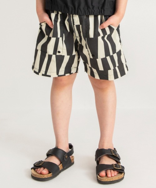 BRANSHES（ブランシェス）の「【水陸両用/撥水加工】ナイロンハーフパンツ（その他パンツ・キッズ・ブラック/グリーン/カラフル/オレンジ・130/150/100/110/90/120/140）」の4枚目の写真