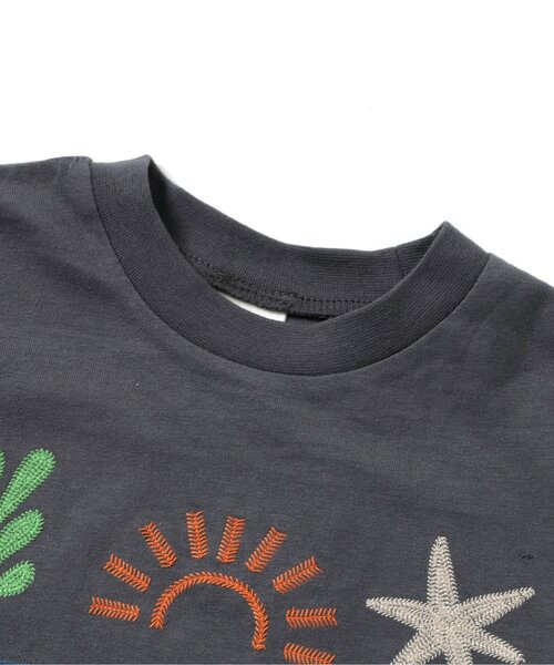 BREEZE(ブリーズ)の「【ジュニア対応】リゾート刺繍半袖Tシャツ(Tシャツ/カットソー・キッズ・チャコール/イエロー・80/90/100/110/120/130/140)」の11枚目の写真