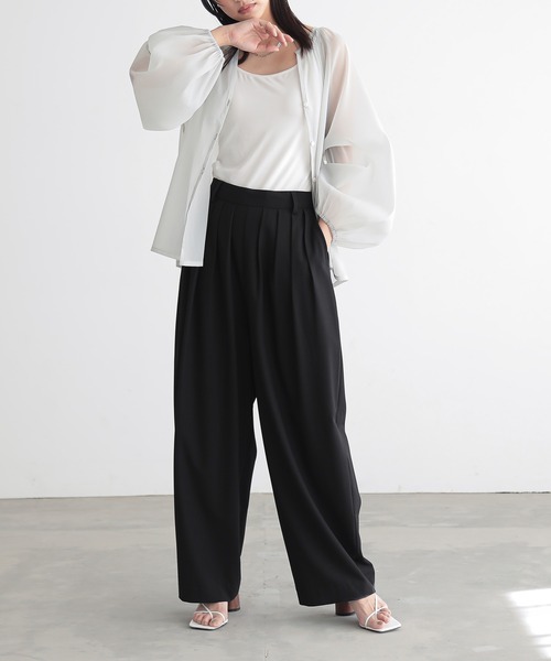 for/c(フォーシー)の「キーネックシアーブラウス【サスティナブル】(シャツ/ブラウス・レディース・オフホワイト/グレー/ブラック・M/L)」の15枚目の写真