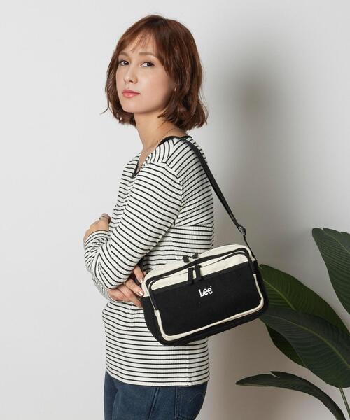Lee(リー)の「Lee(リー)【レディース】スクエアショルダーバッグ(ショルダーバッグ・レディース・ブラック/ベージュ・ONE SIZE)」の15枚目の写真