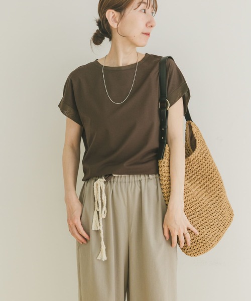 ITEMS URBANRESEARCH(アイテムズ アーバンリサーチ)の「バックタックフレンチプルオーバー(Tシャツ/カットソー・レディース・ライトブルー/ブラック/ブラウン/ホワイト・FREE)」の9枚目の写真