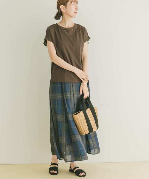 ITEMS URBANRESEARCH(アイテムズ アーバンリサーチ)の「バックタックフレンチプルオーバー(Tシャツ/カットソー・レディース・ライトブルー/ブラック/ブラウン/ホワイト・FREE)」の13枚目の写真