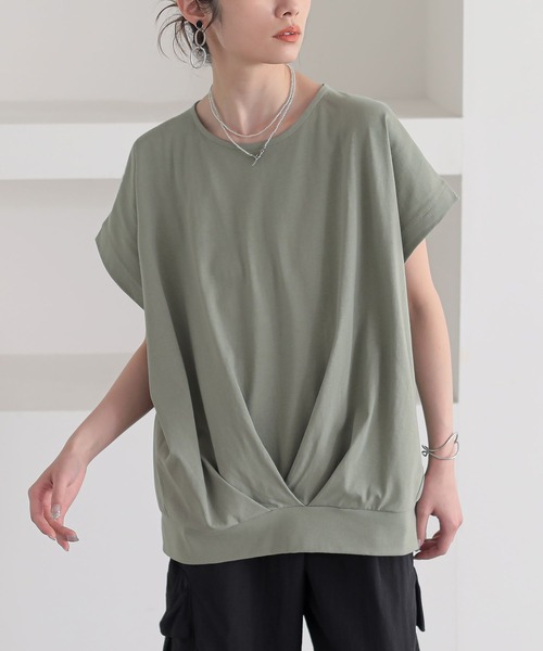 n'OrLABEL(ノアールレーベル)の「【汗じみ防止】裾タックカットソー(Tシャツ/カットソー・レディース・グリーン/ブルー/オフホワイト/杢グレー/ブラック・2/1)」の4枚目の写真