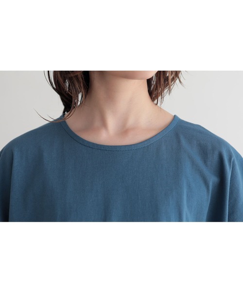 n'OrLABEL(ノアールレーベル)の「【汗じみ防止】裾タックカットソー(Tシャツ/カットソー・レディース・グリーン/ブルー/オフホワイト/杢グレー/ブラック・2/1)」の16枚目の写真
