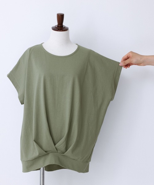 n'OrLABEL(ノアールレーベル)の「【汗じみ防止】裾タックカットソー(Tシャツ/カットソー・レディース・グリーン/ブルー/オフホワイト/杢グレー/ブラック・2/1)」の7枚目の写真