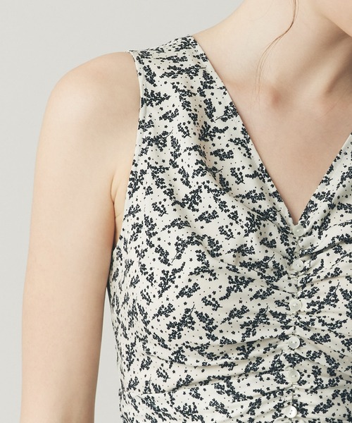 ME COUTURE（ミークチュール）の「フルールシャーリングドレス（ワンピース・レディース・ピンクベージュ/オフホワイト・0/1）」の7枚目の写真