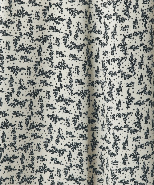 ME COUTURE（ミークチュール）の「フルールシャーリングドレス（ワンピース・レディース・ピンクベージュ/オフホワイト・0/1）」の9枚目の写真