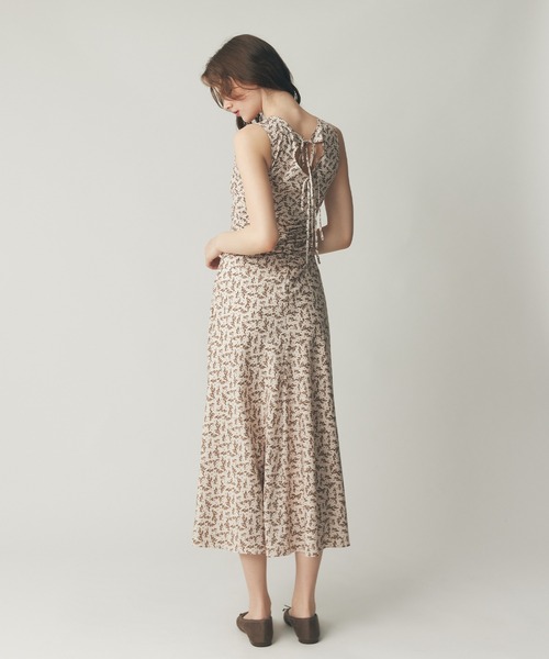 ME COUTURE（ミークチュール）の「フルールシャーリングドレス（ワンピース・レディース・ピンクベージュ/オフホワイト・0/1）」の15枚目の写真