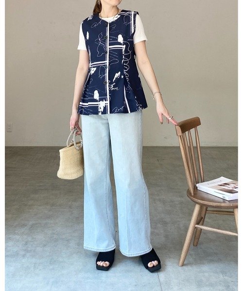 She's Closet(シーズクローゼット)の「花柄フラワープリント&アート柄タックフレアペプラムジレベスト(ベスト・レディース・ブラック系その他/ブラック/ベージュ系その他/ベージュ/ネイビー/ブルー系その他・FREE)」の18枚目の写真