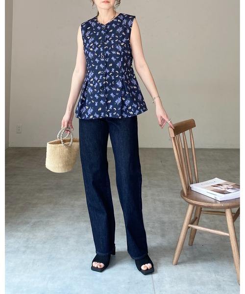 She's Closet(シーズクローゼット)の「花柄フラワープリント&アート柄タックフレアペプラムジレベスト(ベスト・レディース・ブラック系その他/ブラック/ベージュ系その他/ベージュ/ネイビー/ブルー系その他・FREE)」の22枚目の写真