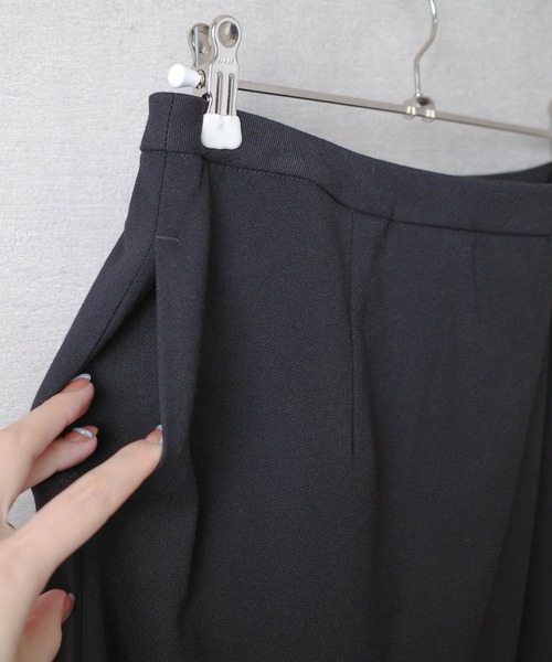RIM.ARK(リムアーク)の「【PH1】【RIM.ARK】SLIT SKIRT 460BAL31-0230(スカート・レディース・ブラック/グレー/カーキ・38/36)」の22枚目の写真
