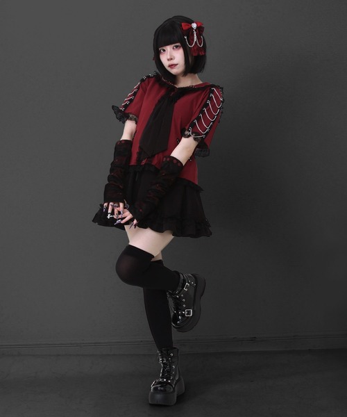 DearMyLove（ディアマイラブ）の「闇セーラー襟十字架スカーフチェーンストライプアームカバートップス（Tシャツ/カットソー・レディース・パープル/ボルドー/ブラック×ホワイト/ブラック・3L/LL/LARGE/MEDIUM）」の22枚目の写真