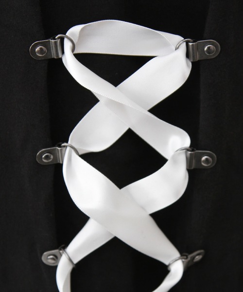 DearMyLove（ディアマイラブ）の「闇セーラー襟十字架スカーフチェーンストライプアームカバートップス（Tシャツ/カットソー・レディース・パープル/ボルドー/ブラック×ホワイト/ブラック・3L/LL/LARGE/MEDIUM）」の8枚目の写真