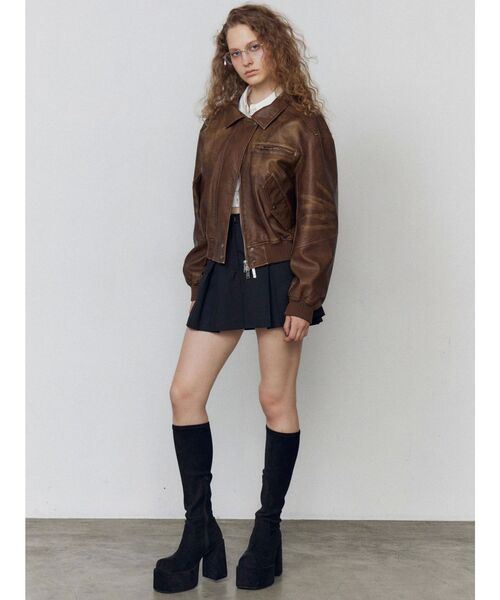 EMODA（エモダ）の「プリーツミニスカート（スカート・レディース・グレー/ブラック/ブラウン・MEDIUM/SMALL）」の7枚目の写真