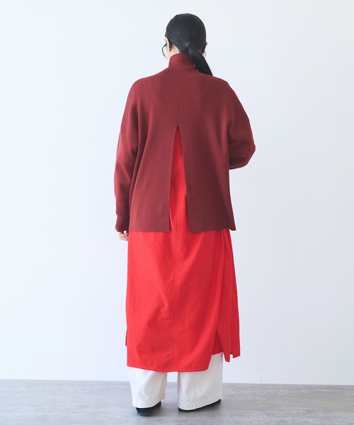 yuni（ユニ　）の「コットンスムース 2way ハイネックニット（ニット/セーター・レディース・ブラウン/サックスブルー/ブラック/ブルー・FREE）」の15枚目の写真