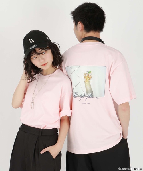 GLOBAL WORK(グローバルワーク)の「※石田真澄/フォトTシャツ/半袖/494906(Tシャツ/カットソー・メンズ・ネイビー/ホワイト系その他2/チャコールグレー/サックスブルー/ピンク系その他/ホワイト系その他3/ホワイト系その他/ホワイト系その他4・MEDIUM/LARGE/SMALL/X-LARGE)」の8枚目の写真