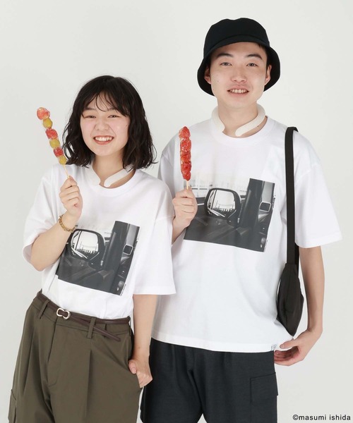 GLOBAL WORK(グローバルワーク)の「※石田真澄/フォトTシャツ/半袖/494906(Tシャツ/カットソー・メンズ・ネイビー/ホワイト系その他2/チャコールグレー/サックスブルー/ピンク系その他/ホワイト系その他3/ホワイト系その他/ホワイト系その他4・MEDIUM/LARGE/SMALL/X-LARGE)」の22枚目の写真