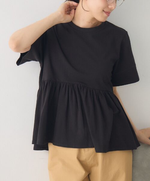 RETRO GIRL(レトロガール)の「ペプラムゆるTEE(Tシャツ/カットソー・レディース・オフホワイト/ブラック/グリーン・FREE)」の2枚目の写真