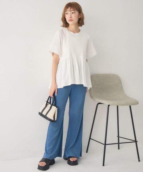 RETRO GIRL(レトロガール)の「ペプラムゆるTEE(Tシャツ/カットソー・レディース・オフホワイト/ブラック/グリーン・FREE)」の9枚目の写真