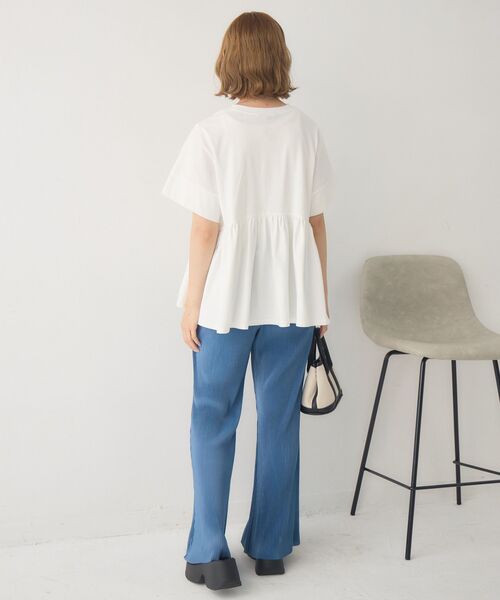RETRO GIRL(レトロガール)の「ペプラムゆるTEE(Tシャツ/カットソー・レディース・オフホワイト/ブラック/グリーン・FREE)」の12枚目の写真