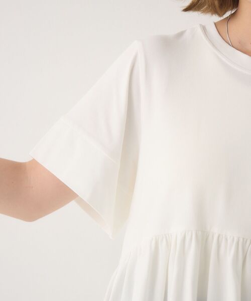 RETRO GIRL(レトロガール)の「ペプラムゆるTEE(Tシャツ/カットソー・レディース・オフホワイト/ブラック/グリーン・FREE)」の19枚目の写真