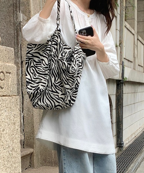 Jimthompson アニマル柄 フェイド レザーbag Jimthompson アニマル柄 フェイド レザーbag