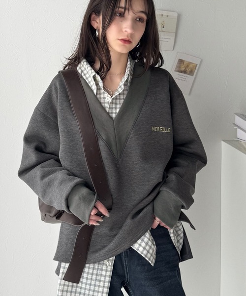 ⭐︎特別値引き⭐︎BOSS新品未使用セーター Lサイズ セール】抜け感と上品さを両立。深めのネックで小顔見え♪ 胸刺繍V