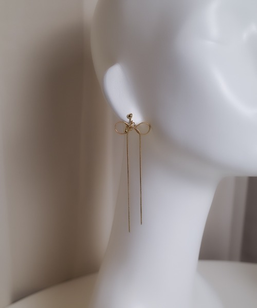 CERCA(チェルカ)の「saran jewelry/ロング リボンチェーン イヤリング(イヤリング・レディース・シルバー/ゴールド・FREE)」の11枚目の写真