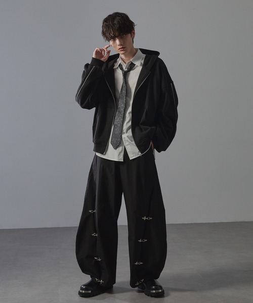 ANEDIST（アンディスト）の「Deformation double zip hoodie / ディフォーメーションダブルジップフーディ（パーカー・メンズ・ブラック/杢グレー/ブラウン・L/M）」の8枚目の写真