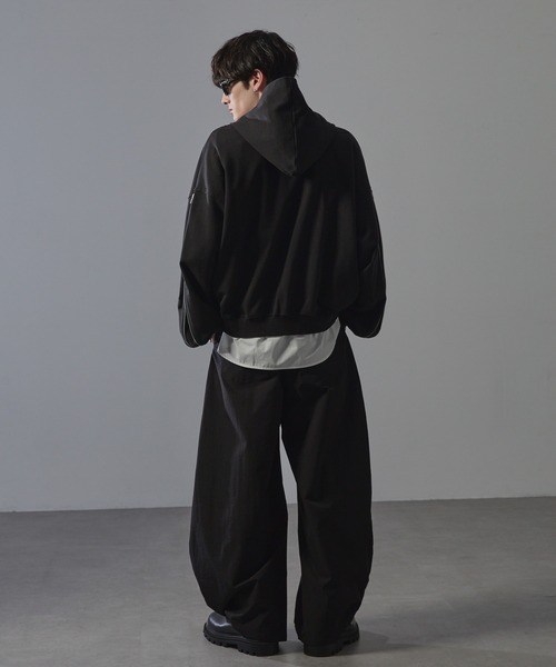 ANEDIST（アンディスト）の「Deformation double zip hoodie / ディフォーメーションダブルジップフーディ（パーカー・メンズ・ブラック/杢グレー/ブラウン・L/M）」の10枚目の写真