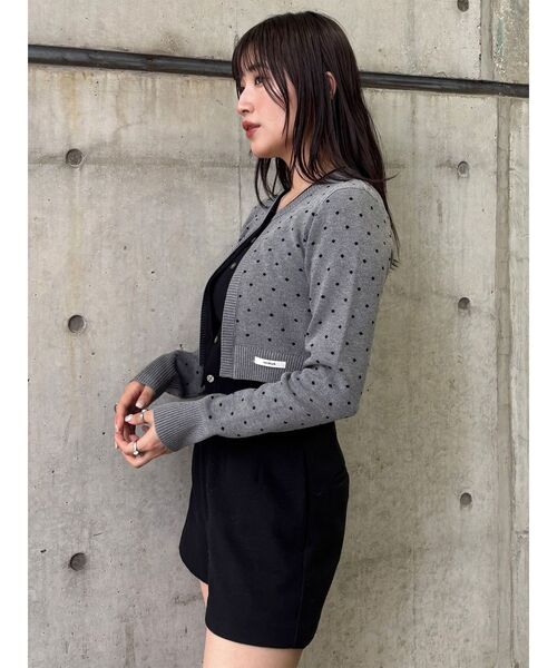 MURUA（ムルーア）の「ドットクロップドカーディガン（ニット
