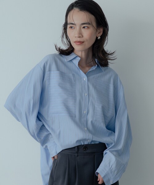 GALLEST（ギャレスト）の「Timeless｜ビッグポケットフォルムシャツ（シャツ/ブラウス・レディース・ブルー系7/チャコールグレー/ホワイト/ベージュ・34/38）」の4枚目の写真