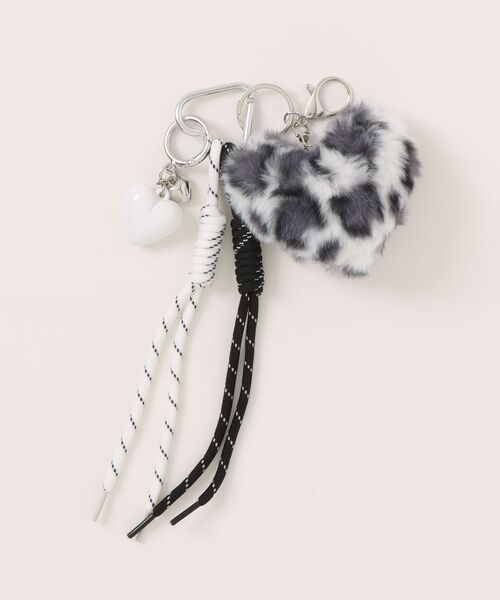 セール】レオパード ファー ハートモチーフ コード付き マルチチャーム
