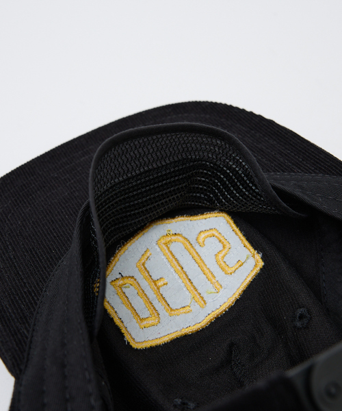 DEUS EX MACHINA（デウスエクスマキナ）の「【Deus Ex Machina/デウスエクスマキナ】Shield Cord Cap/キャップ/ユニセックス【WEB限定】（キャップ・メンズ・ボルドー/ブルー/ブラック・フリー）」の8枚目の写真