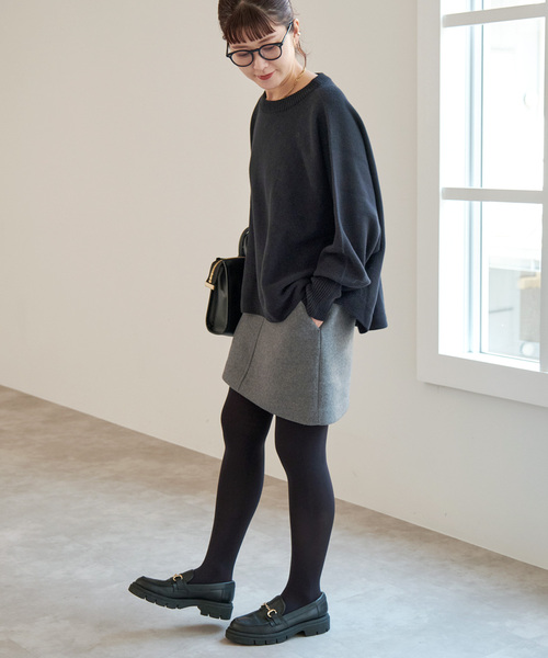 Spick & Span（スピックアンドスパン）の「《WEB限定 / 追加》 バルキーヤーンドルマンロングリブニット（ニット/セーター・レディース・チャコールグレー/レッド/ブラック/ホワイト×ホワイト・FREE）」の16枚目の写真