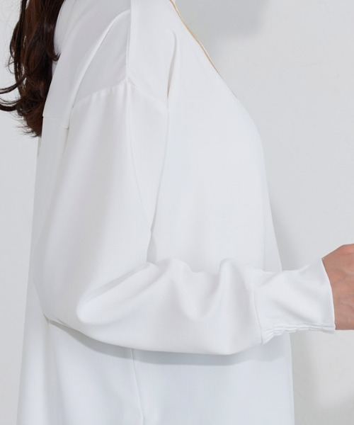 Pierrot（ピエロ）の「【イージーケア】ジョーゼットTブラウス（シャツ/ブラウス・レディース・ベージュ系その他/チャコール/ブラック/オフホワイト・PM/PS/L/M）」の7枚目の写真