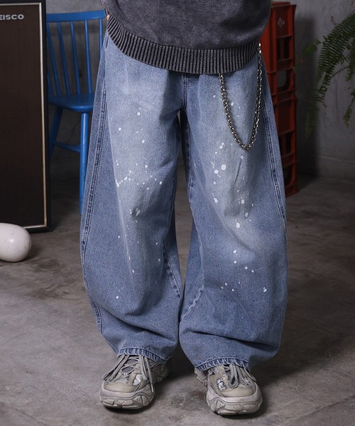 ILL'S（イルズ）の「AW バレルレッグ ペインドデニムパンツ ダメージ ダブルニーデニム デニムカーブパンツ メンズ レディース ユニセックス 【ILL'S】（デニムパンツ・メンズ・ブラック/サックスブルー/ブルー系その他/グレー系その他/ブルー系その他2/ブラック系その他・M/L）」の2枚目の写真