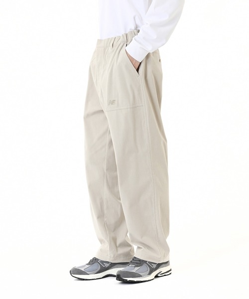 NEW BALANCE(ニューバランス)の「ストレッチコーデュロイベイカーパンツ(その他パンツ・メンズ・グレイッシュベージュ/チャコールグレー・SMALL/MEDIUM/LARGE/X-LARGE/XX-LARGE)」の21枚目の写真