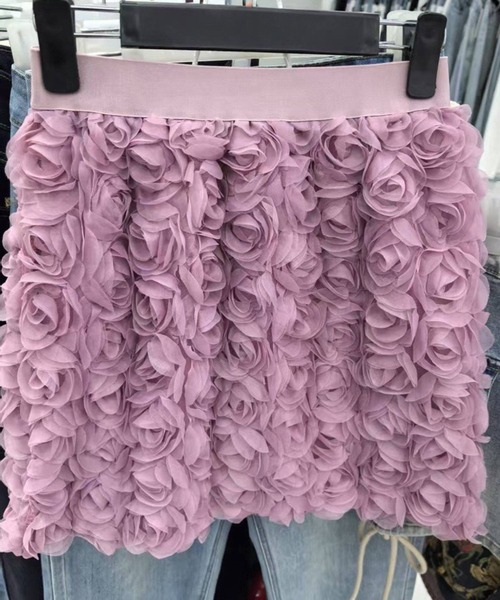 CADBURY（キャドバリー）の「立体ﾌﾗﾜｰﾐﾆｽｶｰﾄ（スカート・レディース・ベージュ/パープル/ホワイト/ピンク/レッド/ボルドー/ブルー/ブラック/ライトピンク・FREE）」の6枚目の写真